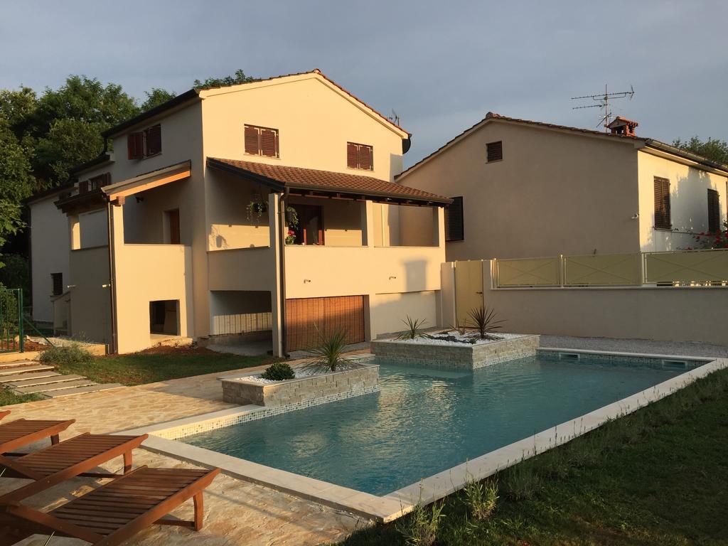 Holiday Home Maver Forty Porec Exterior photo