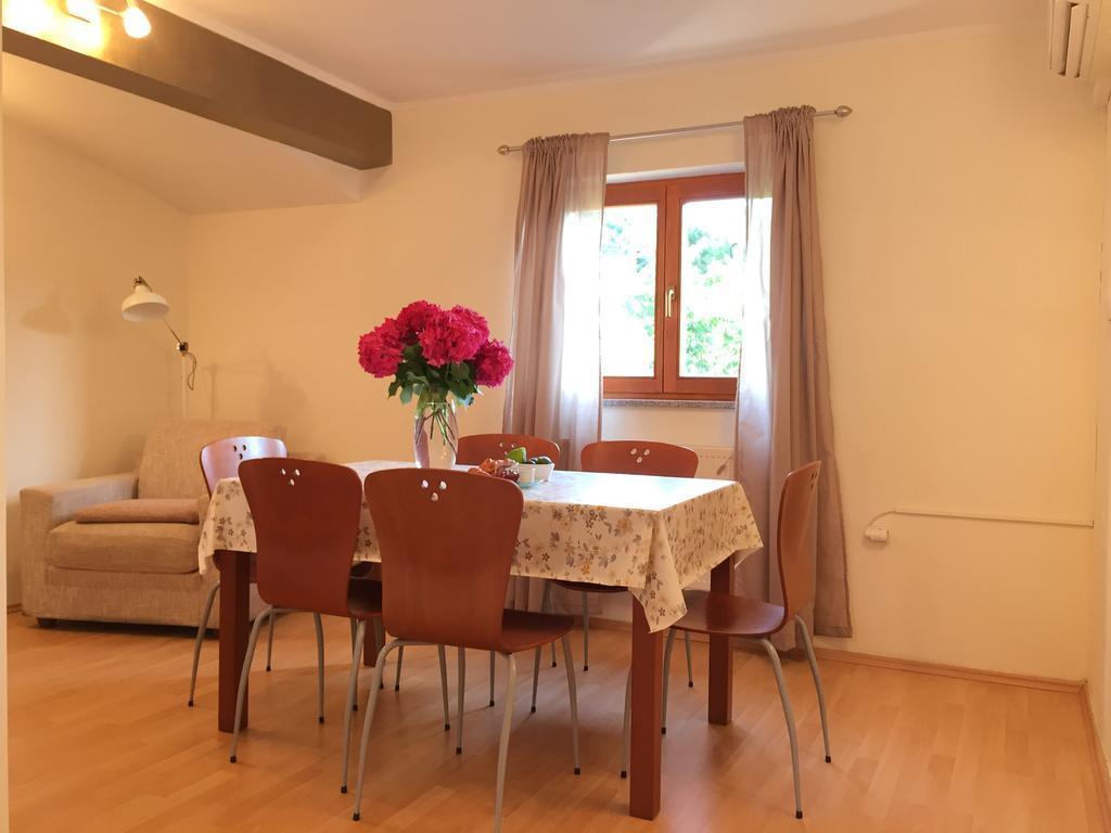 Holiday Home Maver Forty Porec Exterior photo
